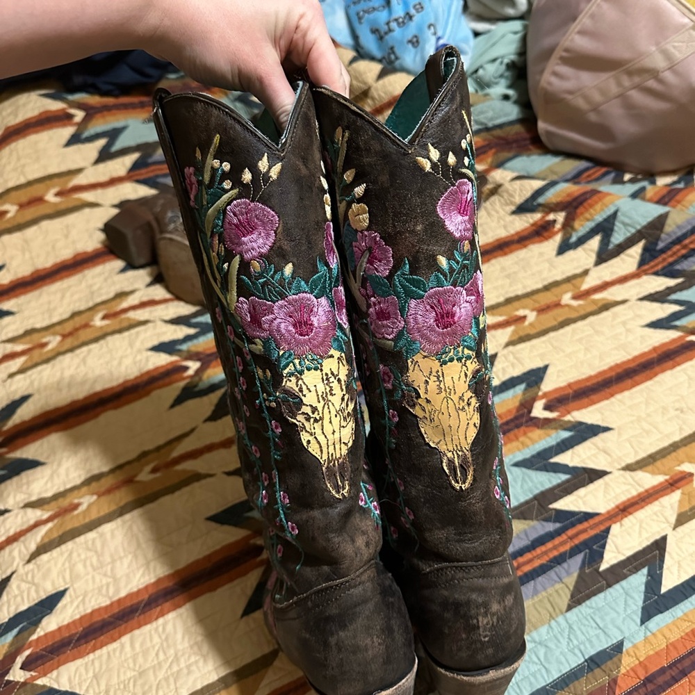 Corral Teal Handcrafted Boots - Picture 4 of 10
